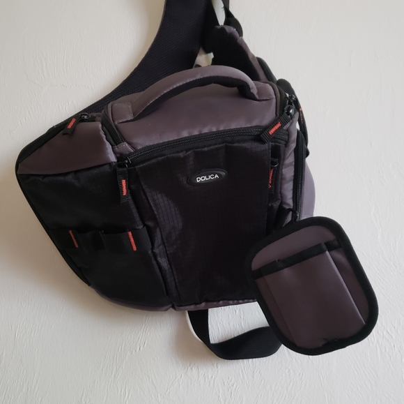 Dolica Other - Dolica SB-015BK sling backpack dslr camera bag